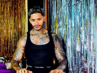 Jared Kushh webcam model stream image