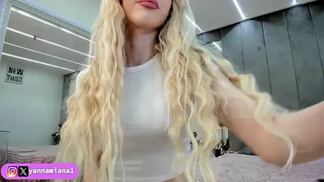 Yanna_miana webcam model stream image