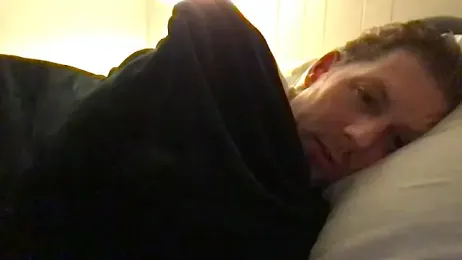 9VOLTT webcam model stream image