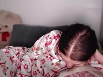 velvetmoon123 webcam model stream image