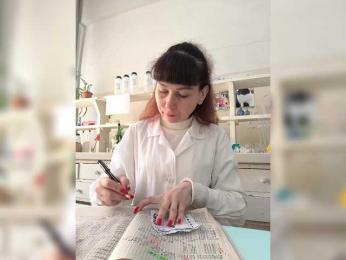 caroliiine webcam bongacams model stream image