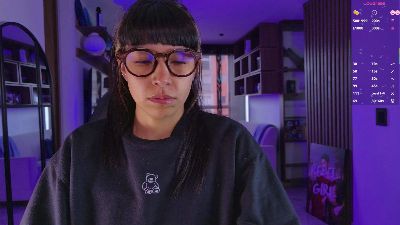 QueenDesiree webcam model stream image