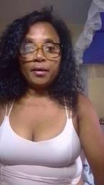 momsexy_xxx webcam cam4 model stream image