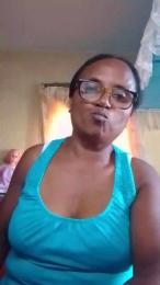 momsexy_xxx webcam model stream image