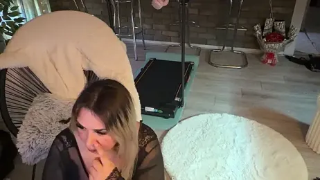 Monageil webcam model stream image