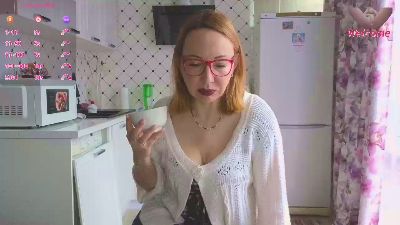 LybovNTV webcam cam4 model stream image