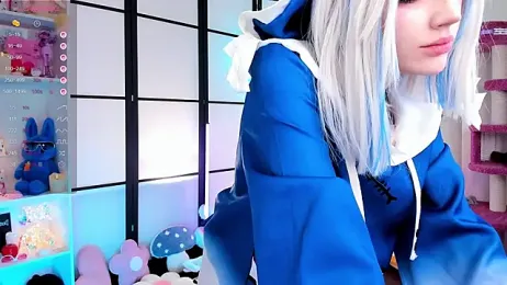 MilkyCute webcam model stream image