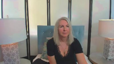 EricaSweet webcam model stream image