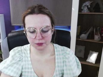 Soft-Zoey webcam bongacams model stream image