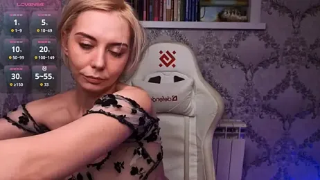 Blond_ice webcam model stream image