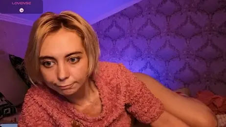 Blond_ice webcam model stream image