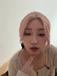 winter11 webcam stripchat model stream image