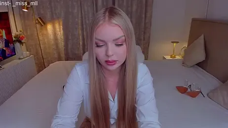 MaaryM webcam model stream image