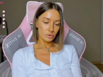 __Tina__ webcam model stream image