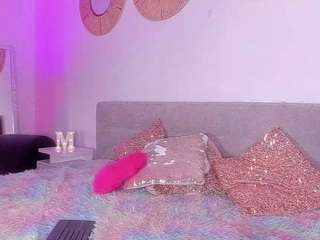 madelanecoote webcam model stream image