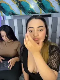 Antonella_Julieta webcam stripchat model stream image