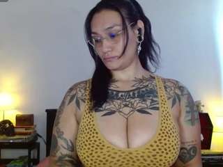 toothyy webcam camsoda model stream image