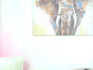 Paris Rouxs webcam model stream image