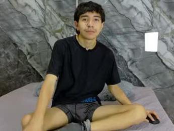 noahwalker__ webcam model stream image