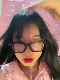 Leeeeiu webcam model stream image