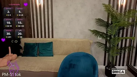 Holl1Would webcam model stream image