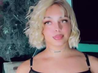 emmasaenz webcam model stream image