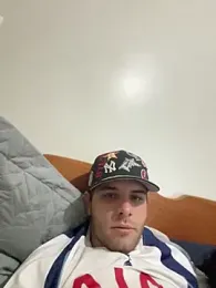 mendonca_4m webcam model stream image