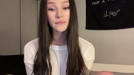 ur_molly webcam model stream image