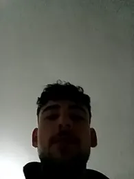 Yasinyasin7 webcam model stream image