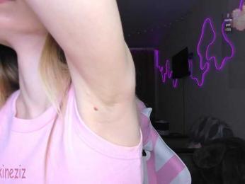 Polikinesis webcam model stream image