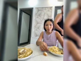 lean-lie webcam bongacams model stream image