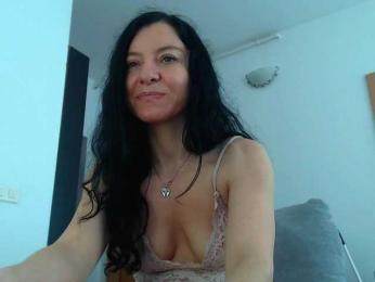 BluEyesBaby webcam model stream image