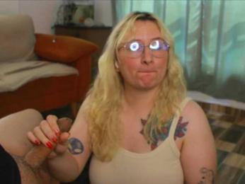 CherryAndAndy webcam model stream image