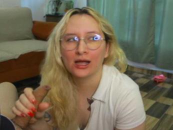 CherryAndAndy webcam model stream image