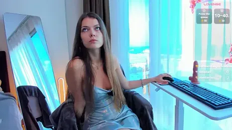 Alice_neon webcam stripchat model stream image