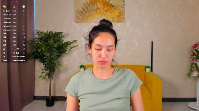 FlirtyAura webcam model stream image