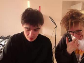 stralght_twinks webcam chaturbate model stream image