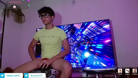 COUPLEHOTTDF webcam model stream image