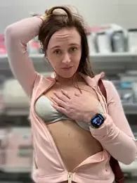 lunagirl13 webcam stripchat model stream image