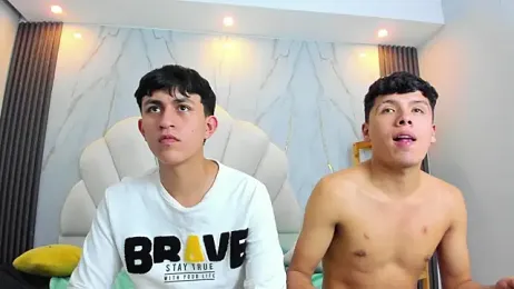 hoot_booys_ webcam model stream image