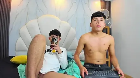 hoot_booys_ webcam model stream image