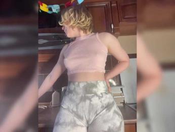 A-Huli webcam model stream image