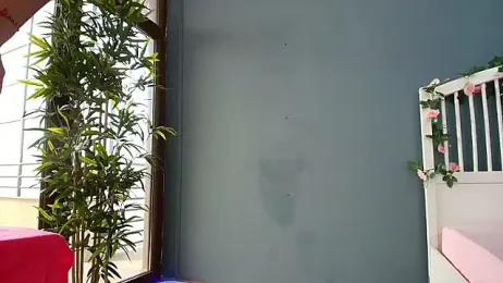 AlicePirs webcam model stream image