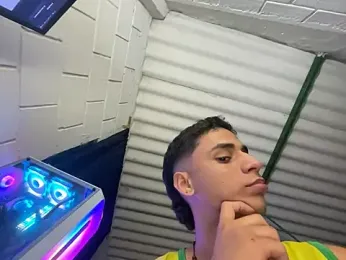 Max_TheHorseDick webcam stripchat model stream image