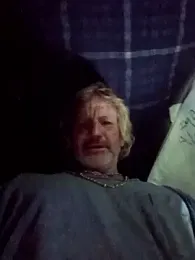 Cloudin_around webcam stripchat model stream image