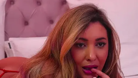 YaaraCollins webcam model stream image