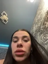 Queen_of_pain webcam stripchat model stream image