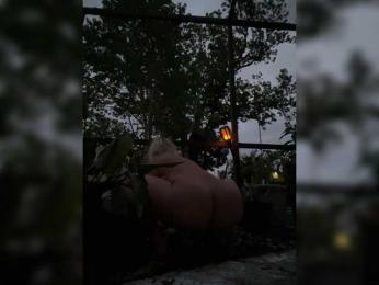 adrianna_fox webcam model stream image