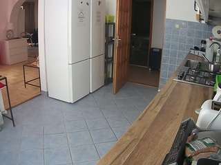 voyeurcam-julmodels-kitchen webcam model stream image
