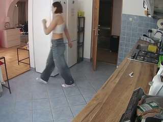 voyeurcam-julmodels-kitchen webcam model stream image